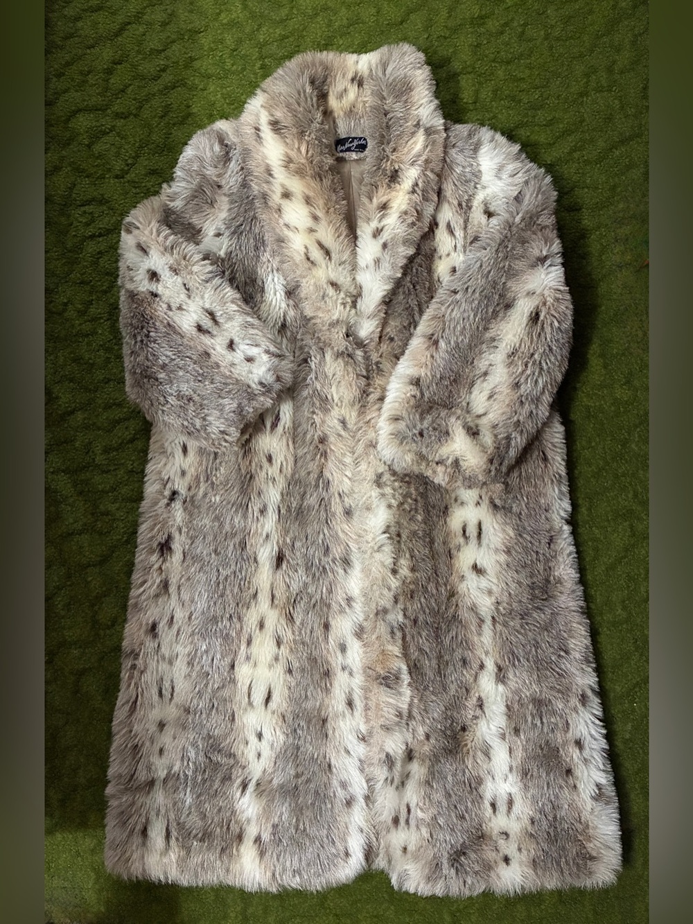 Vintage Miss New Yorker Faux Fur Long Coat in Snow Leopard